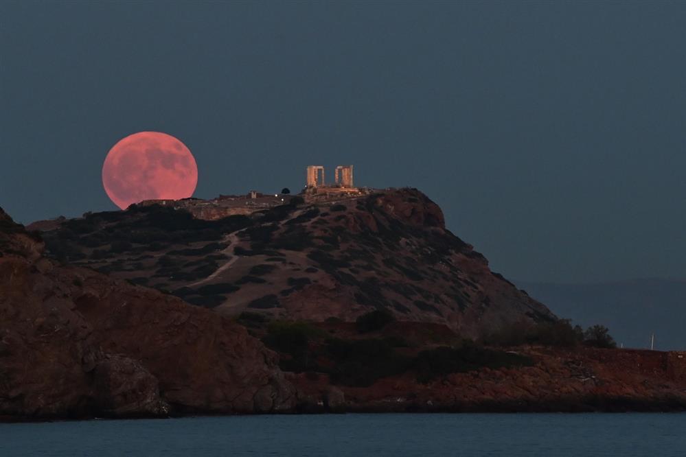 Πανσέληνος Αυγούστου -  Φεγγάρι του Οξύρρυγχου