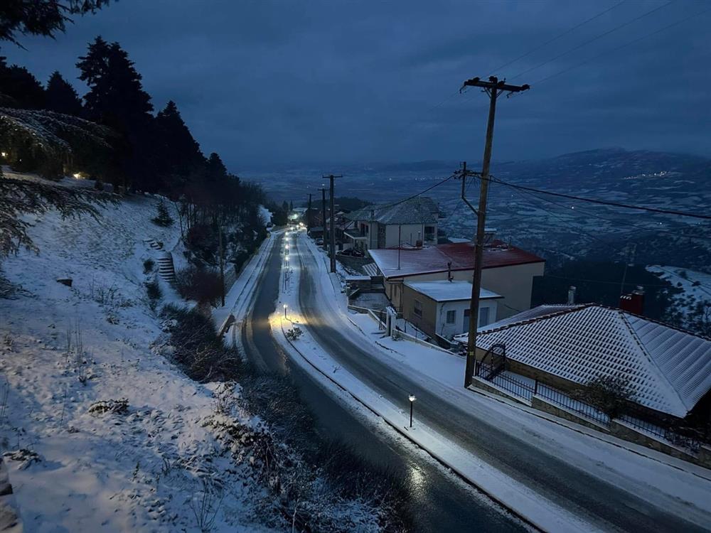 Κακοκαιρία - Χιόνια - Λάρισα Κακοκαιρία - Χιόνια - Λάρισα
