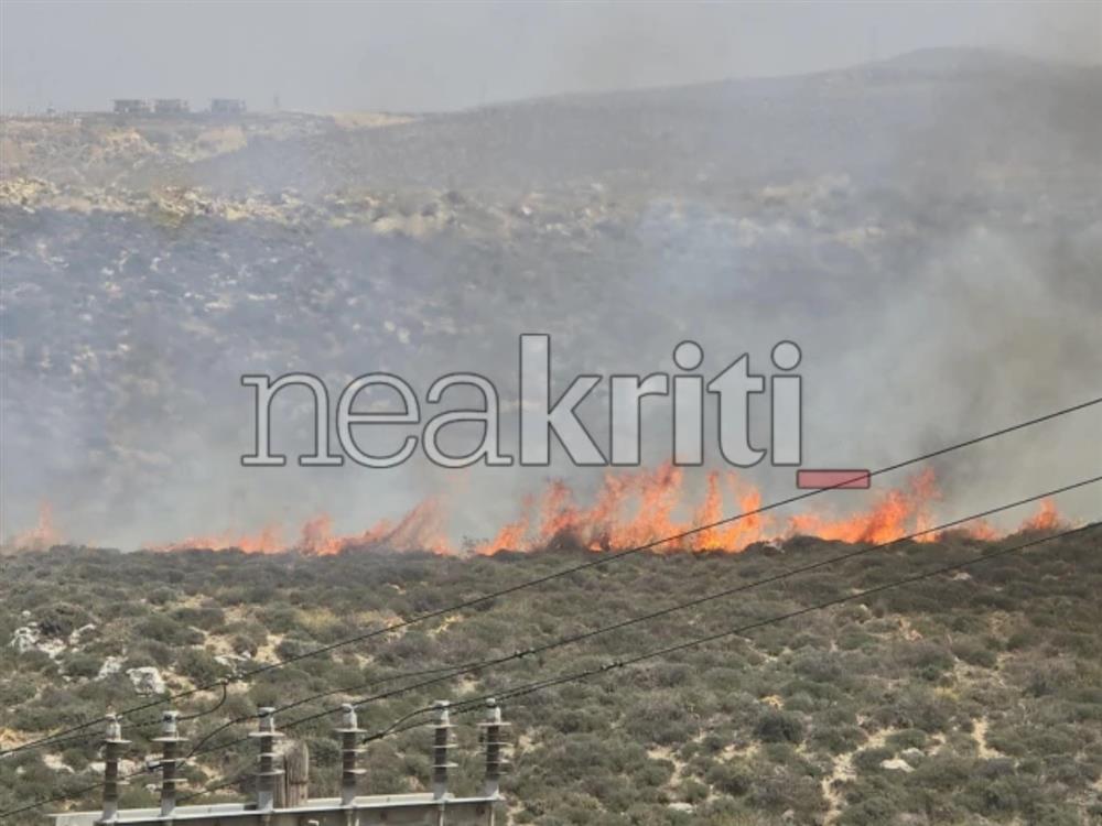 Κρήτη - Ηράκλειο - φωτιά - στρατόπεδο
