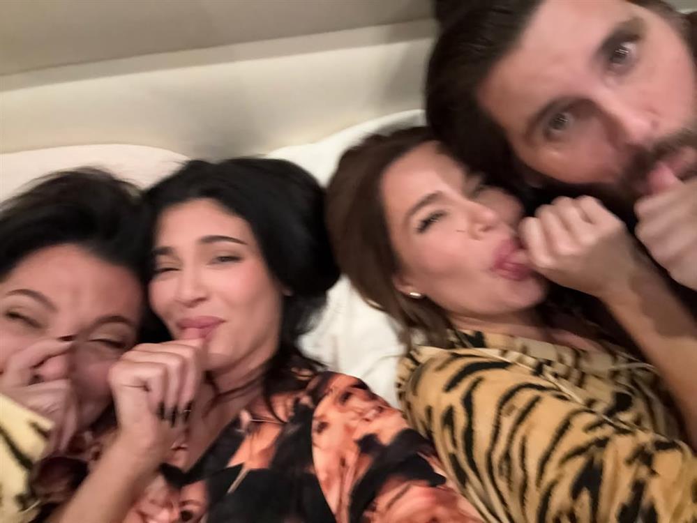 Κάιλι Τζένερ Κάιλι Τζένερ