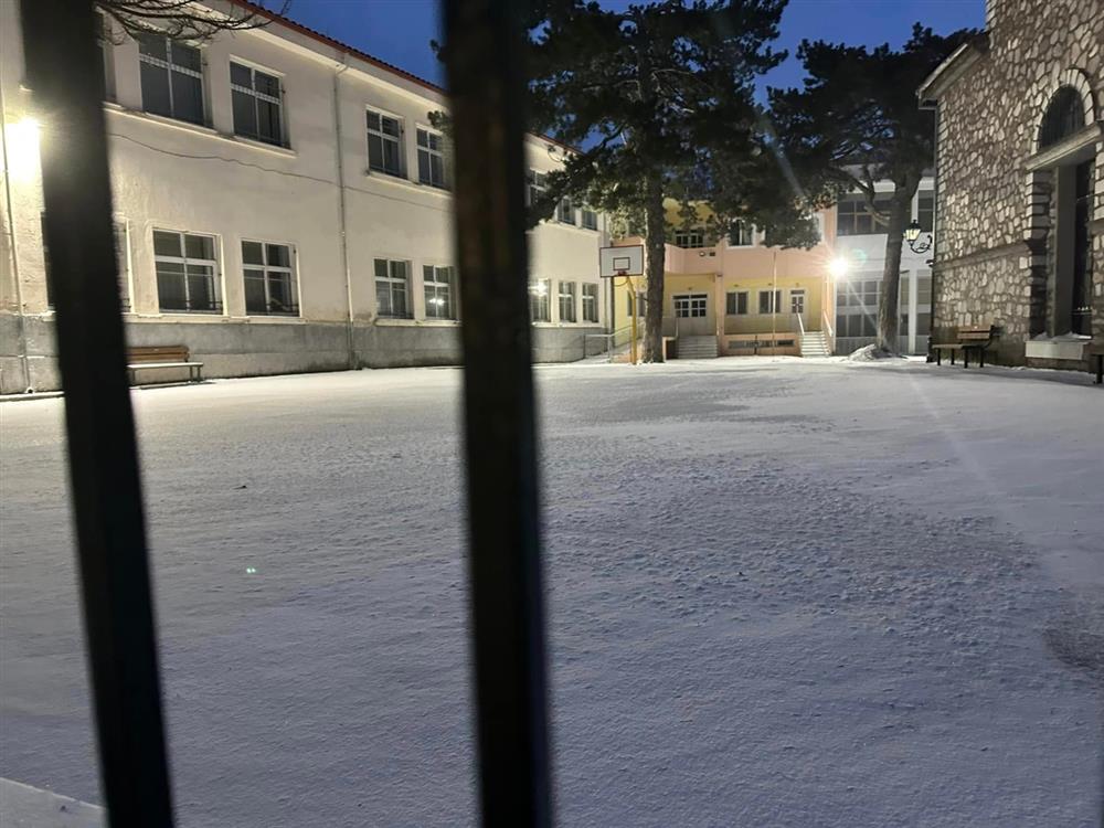 Κακοκαιρία - Χιόνια - Λάρισα Κακοκαιρία - Χιόνια - Λάρισα