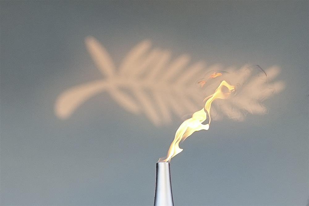 Στο Φεστιβάλ Καννών η Ολυμπιακή φλόγα