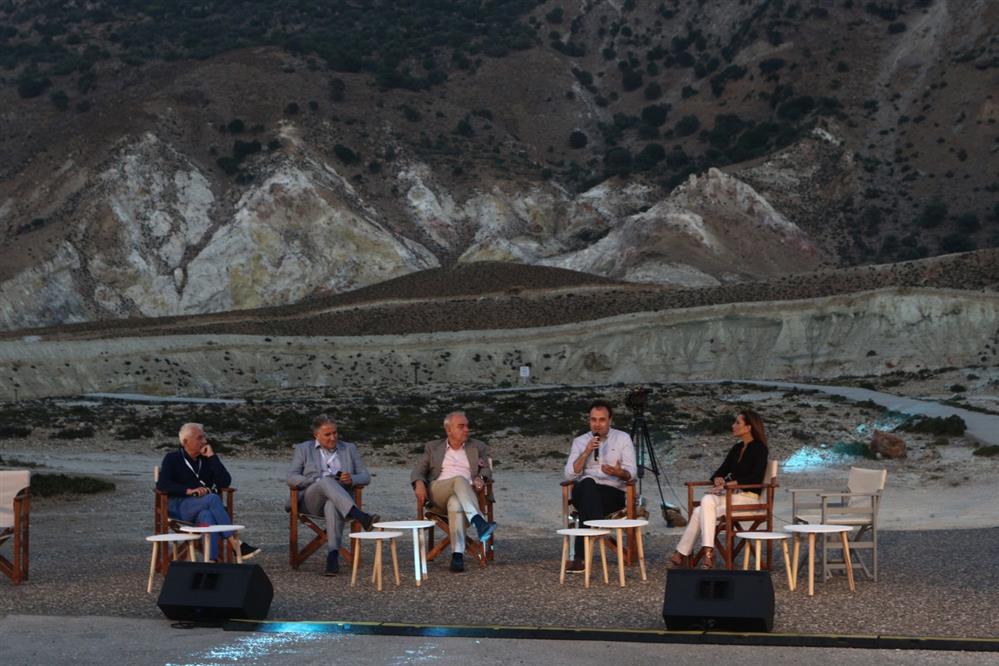 Διάλογοι της Νισύρου - Παπαστεργίου