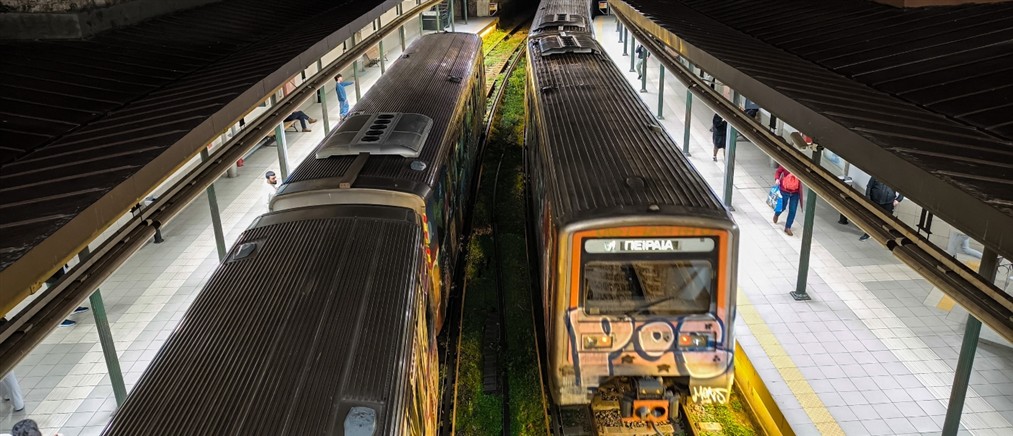 ΗΣΑΠ - Άγιος Νικόλαος: Επιβάτιδα ενεργοποίησε τον μοχλό απεμπλοκής θυρών και ξέσπασαν καπνοί