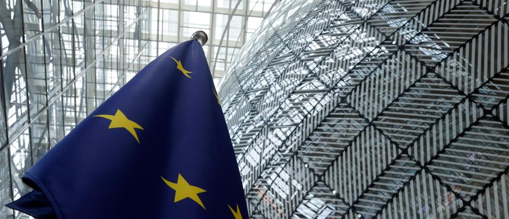 Χώρες της ΕΕ: Αποφασίστηκε το επ' αόριστον πάγωμα των ρωσικών περιουσιακών στοιχείων