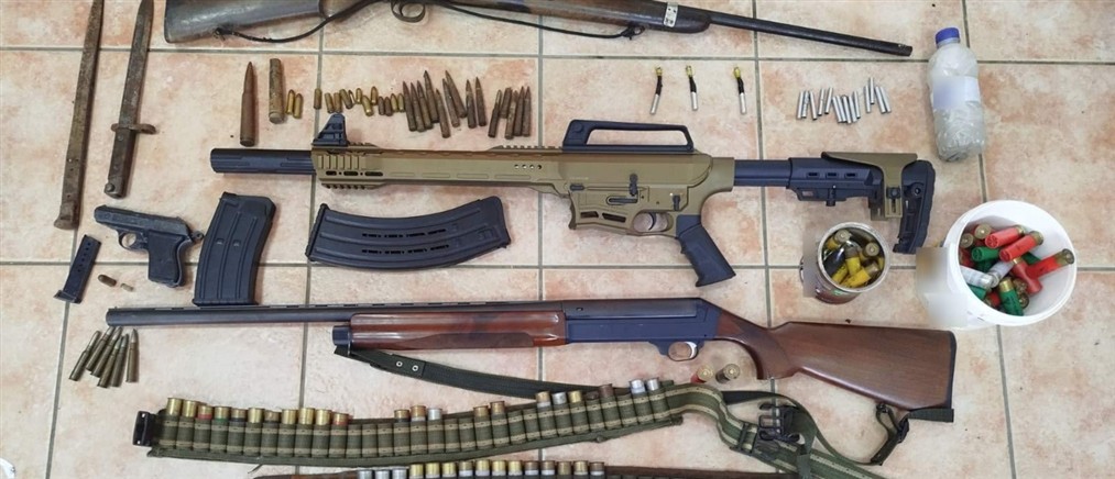 Κρήτη: Έκρυβαν όπλα και κλεμμένα ζώα σε ποιμνιοστάσιο - Δύο συλλήψεις