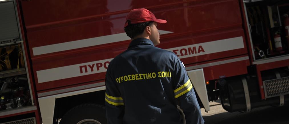 Πλατεία Βάθη: Φωτιά σε διαμέρισμα τα ξημερώματα