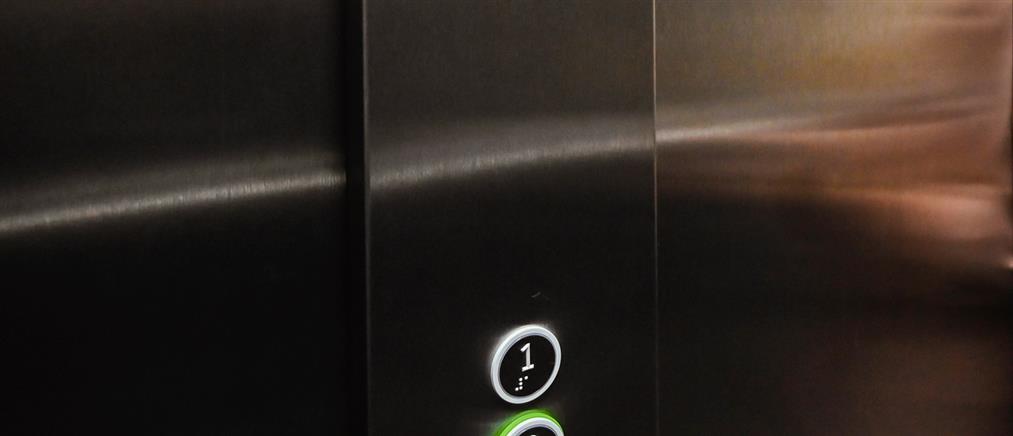 Λάρισα: 32χρονη έπεσε με το ασανσέρ από τον τρίτο όροφο πολυκατοικίας