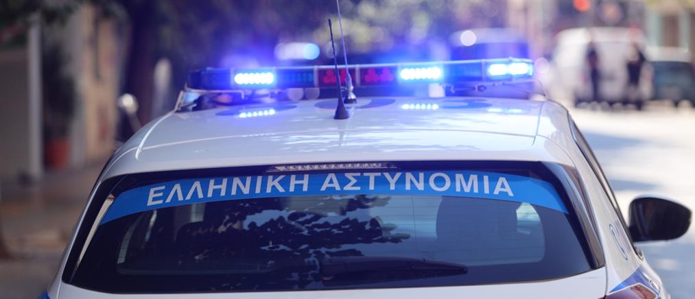 Νίκαια: Η στιγμή που 41χρονος αρπάζει τη τσάντα ανυποψίαστης γυναίκας (βίντεο)