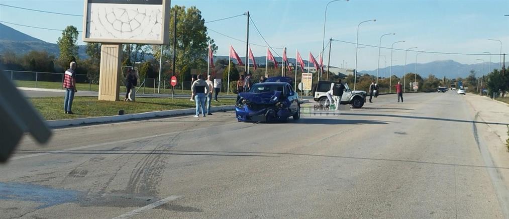 Γιάννενα - Τροχαίο: Νεκρός και τραυματίες σε σύγκρουση οχημάτων (εικόνες)