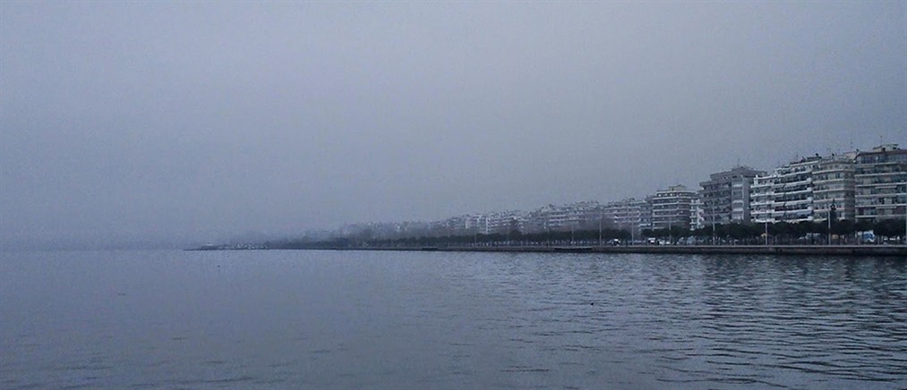 Θεσσαλονίκη: Άνδρας έπεσε στον Θερμαϊκό – Ανασύρθηκε με την βοήθεια περαστικών