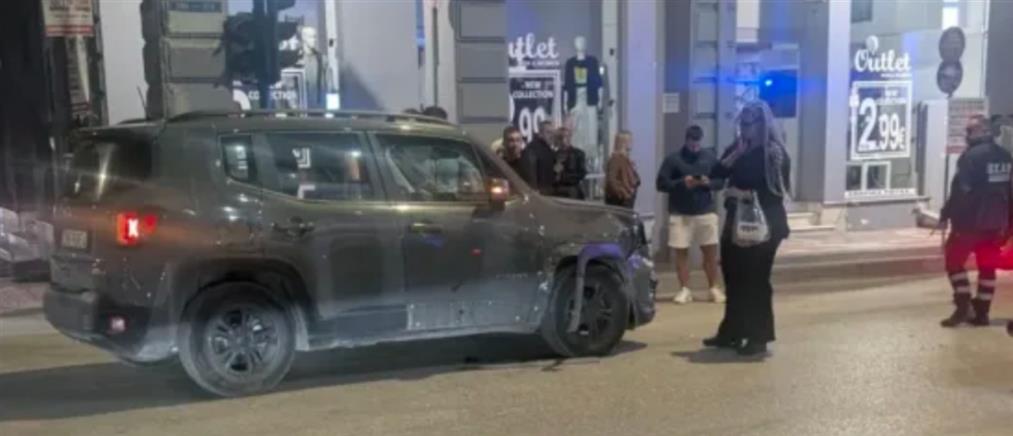 Πάτρα: Τροχαίο στο κέντρο της πόλης (εικόνες)