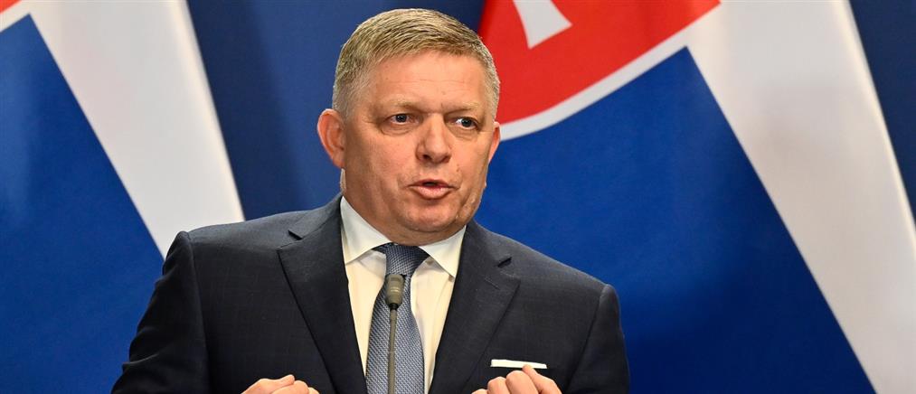 Φίτσο: Η πρώτη δημόσια εμφάνιση του πρωθυπουργού της Σλοβακίας μετά την απόπειρα δολοφονίας του 