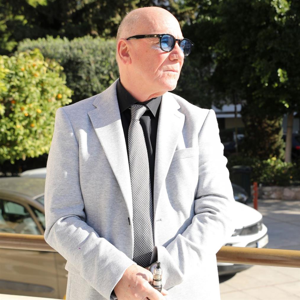 Μένιος Σακελλαρόπουλος: "Πέρασαν 17 ολόκληρες ημέρες που δεν έβλεπα - Ήμουν στο απόλυτο σκοτάδι, απολύτως ανήμπορος"