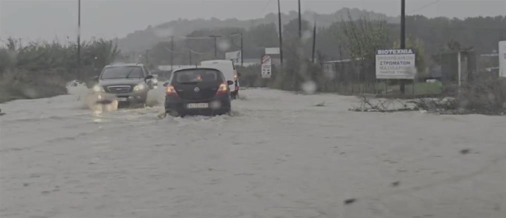 Ιωάννινα:  Ο υφυπουργός Εσωτερικών Β. Σπανάκης επισκέφθηκε περιοχές που καταστράφηκαν από την κακοκαιρία