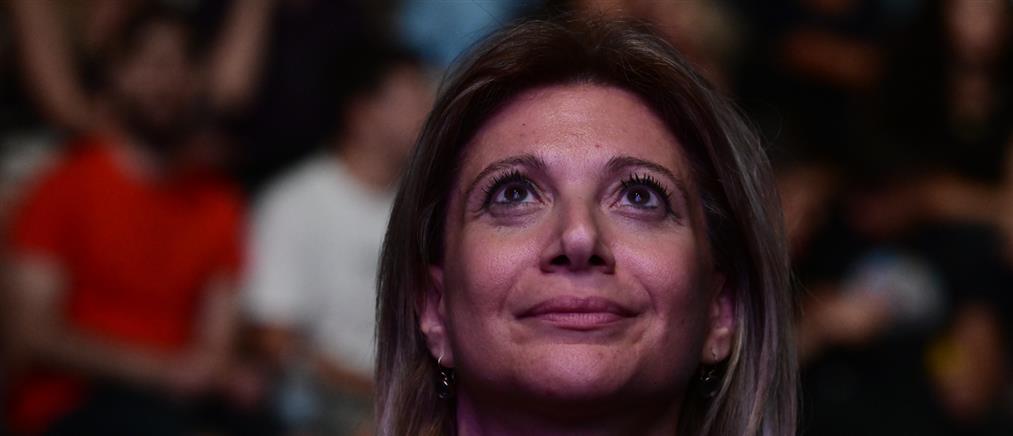 Καρυστιανού: Κάτω τα χέρια από το Μνημείο Αγνώστου Στρατιώτη – Τα ονόματα των νεκρών θα μείνουν εκεί μέχρι την τελική δικαίωση