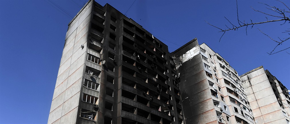 Πόλεμος στην Ουκρανία: Ρωσικές επιθέσεις σε Κίεβο και Χάρκοβο, διπλωματία στο Άμπου Ντάμπι