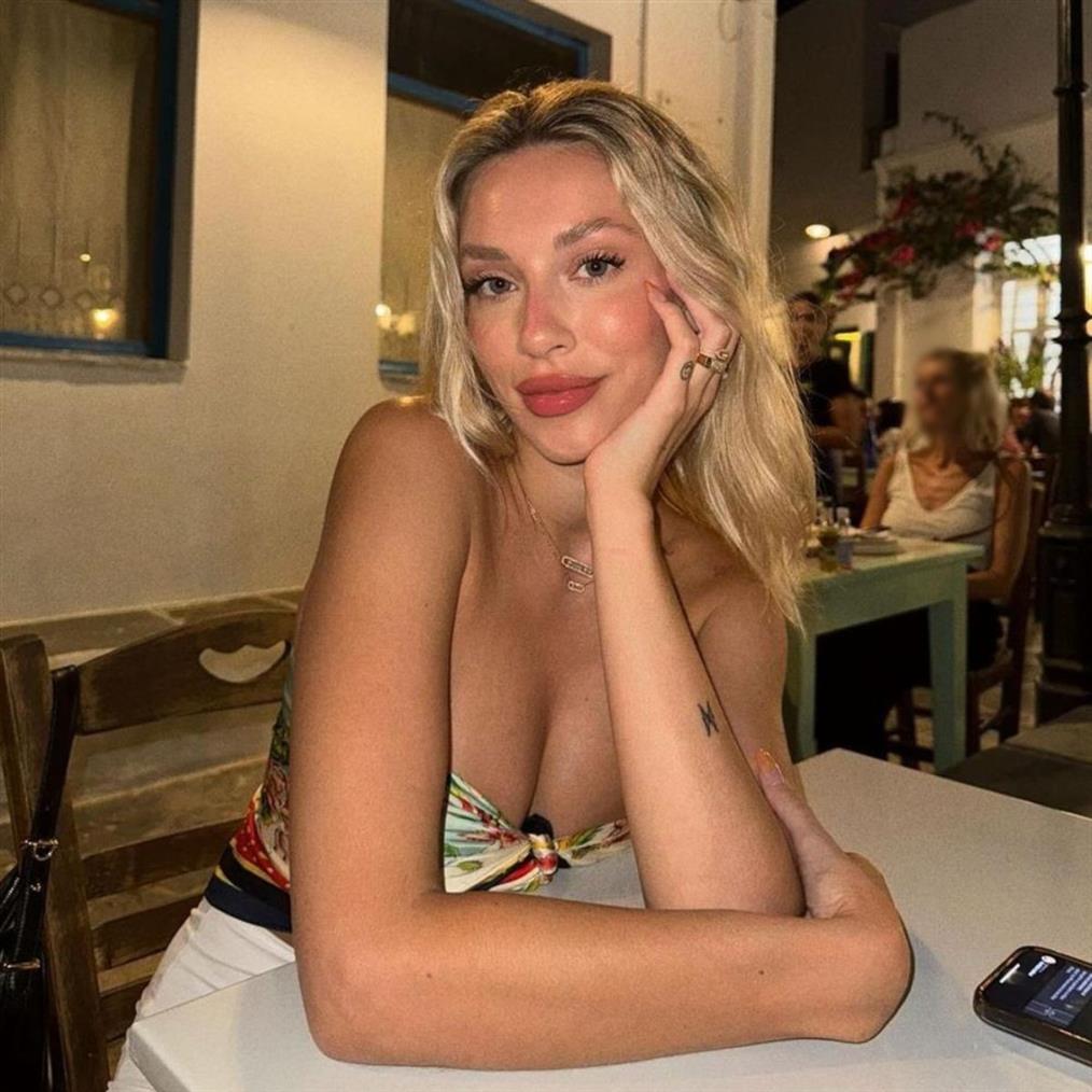 Γαρυφαλλιά Καληφώνη: Το ιδιαίτερο μανικιούρ της είναι αυτό που χρειάζεσαι για φέτος το φθινόπωρο