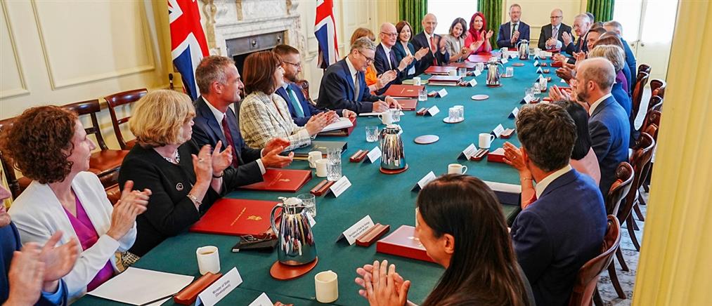 Βρετανία: Το Υπουργικό Συμβούλιο συνεδρίασε για πρώτη φορά