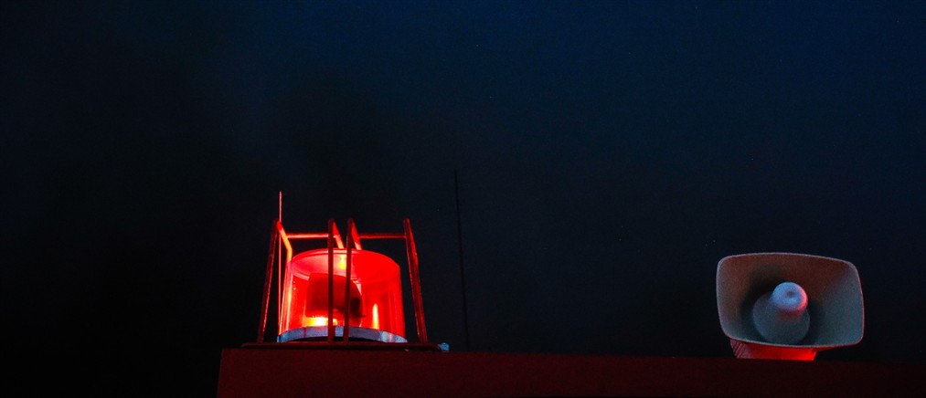 Πάτρα: Εμπρηστική επίθεση σε μάντρα - Κάηκαν 2 ΙΧ