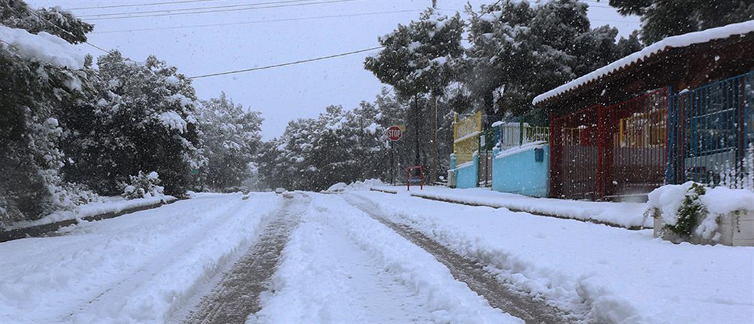 Καιρός: χιόνια και στην Αττική την Κυριακή