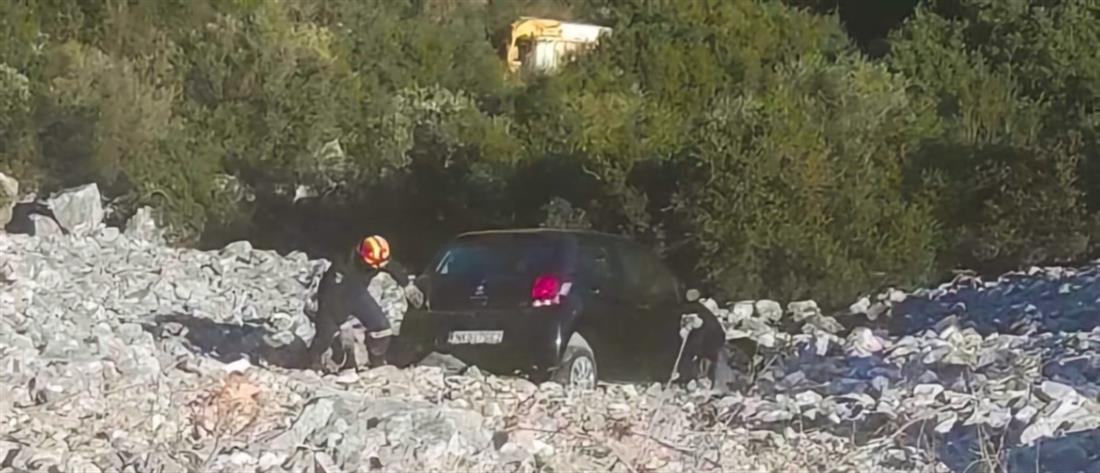 Ελασσόνα - Τροχαίο: Αυτοκίνητο έπεσε σε γκρεμό (εικόνες)
