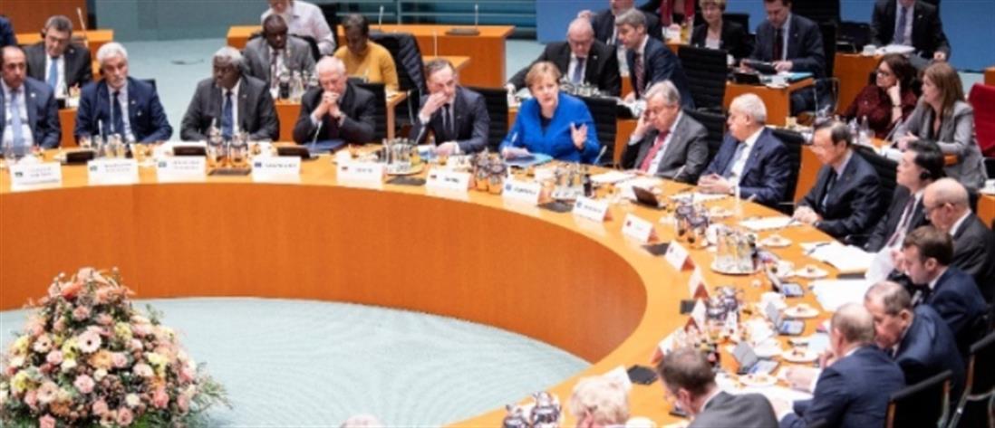 “Περιεκτική συμφωνία” στο Βερολίνο για τη Λιβύη