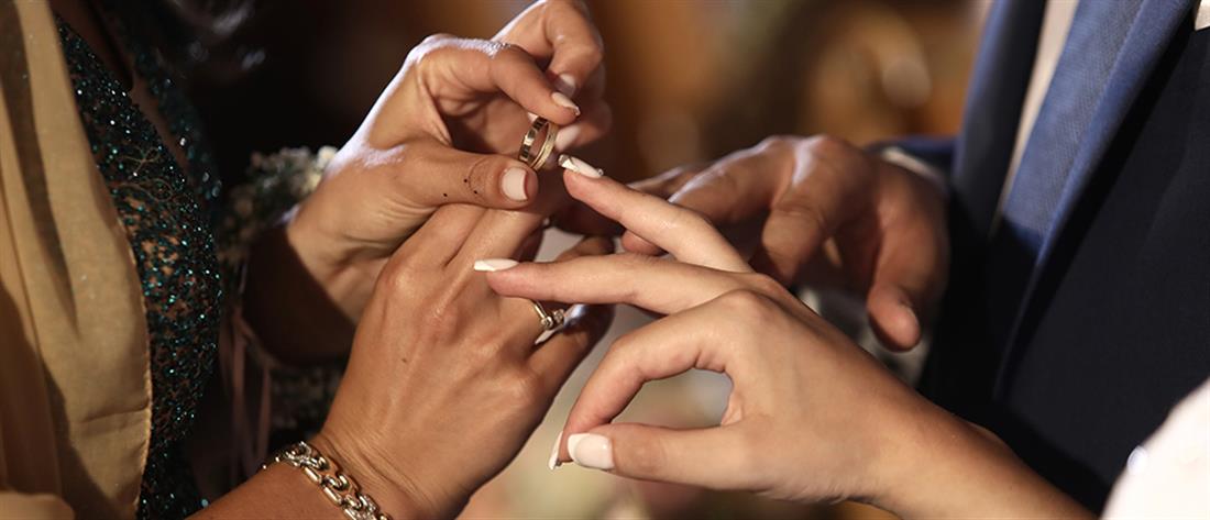 Κορονοϊός: “Σχόλασε” ο γάμος γιατί δεν τηρούνταν τα μέτρα προστασίας