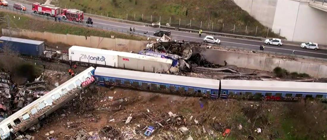Τέμπη - σύγκρουση τρένων: Δεκάδες νεκροί και τραυματίες (εικόνες)