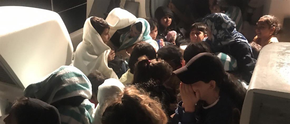 Παξοί: Διάσωση δεκάδων αλλοδαπών - Πήγαιναν στην Ιταλία με ιστιοφόρο (εικόνες)