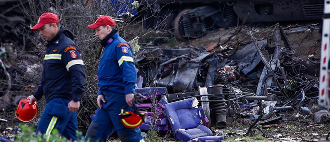 Τραγωδία στα Τέμπη: Η πολιτική κόντρα για το δυστύχημα και τις έρευνες