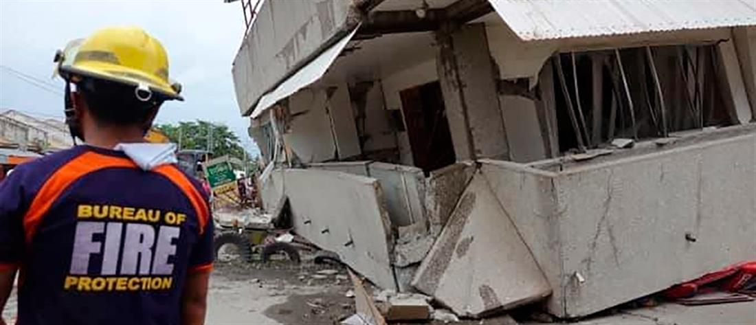 Συγκλονιστικές εικόνες από τις σεισμόπληκτες Φιλιππίνες (βίντεο)