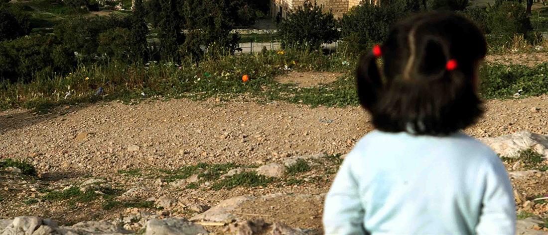Θεσσαλονίκη: Περιπέτεια για 2,5 ετών κοριτσάκι που χάθηκε σε πλατεία