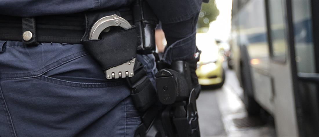 Χαλάνδρι: Διαρρήκτες έκλεψαν το υπηρεσιακό όπλο αστυνομικού