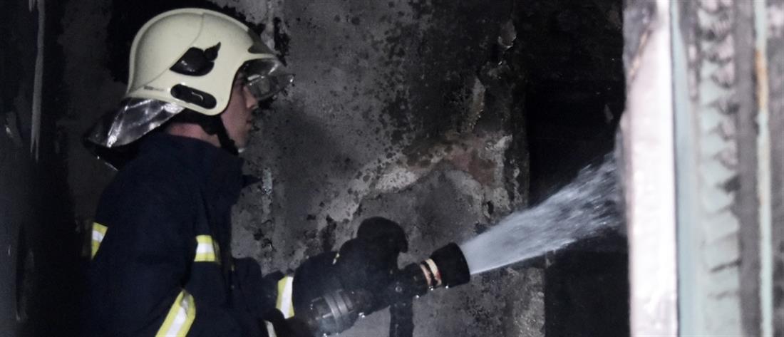 Γρεβενά: Φωτιά σε σπίτι - Στο νοσοκομείο μια γυναίκα (εικόνες)