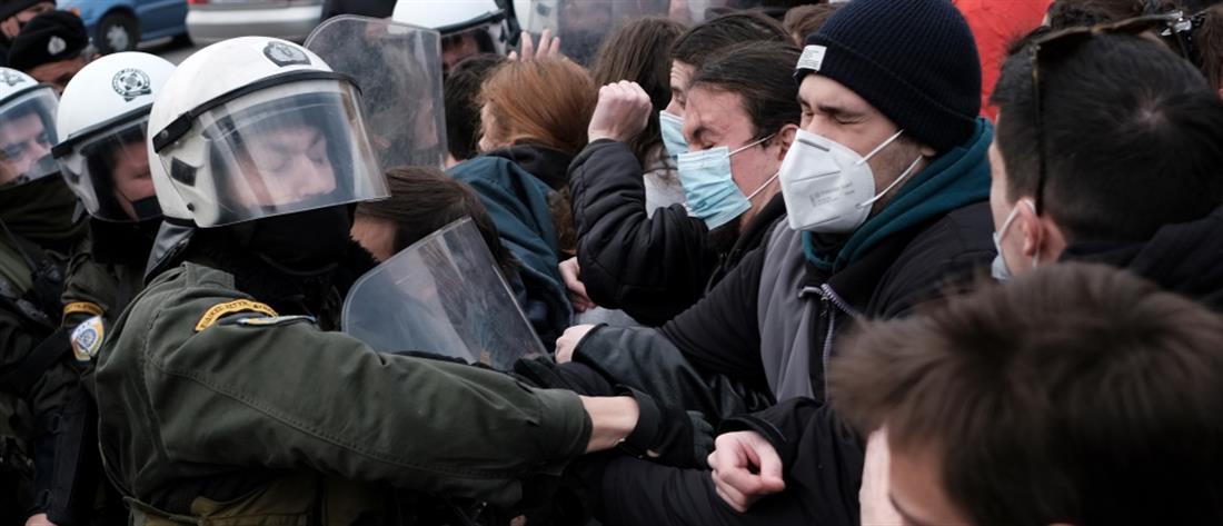 Θεσσαλονίκη: συλλήψεις διαδηλωτών στο φοιτητικό συλλαλητήριο (βίντεο)