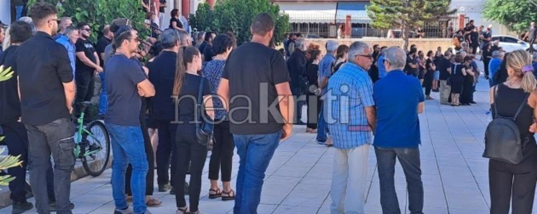 Φονική μπαλωθιά στο Λασίθι: Σπαραγμός στην κηδεία του 36χρονου θύματος (εικόνες)