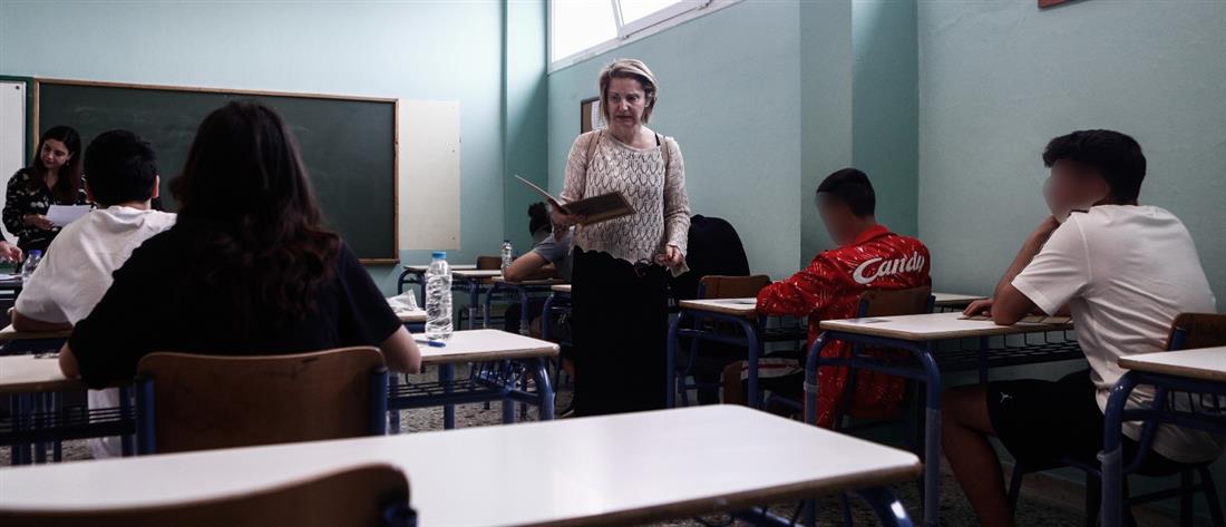 Καύσωνας - Σχολεία: Ανεμιστήρες σε γυμνάσια και λύκεια μοίρασε ο Δήμος Αθηναίων


