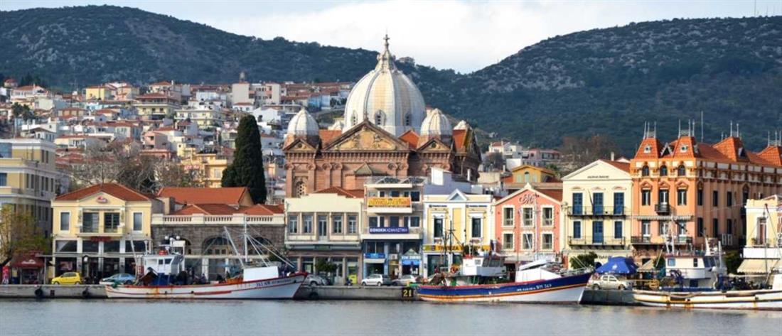 Τουρκικά ΜΜΕ: Πιο φτηνά για τουρισμό τα ελληνικά νησιά από την Τουρκία (εικόνες)