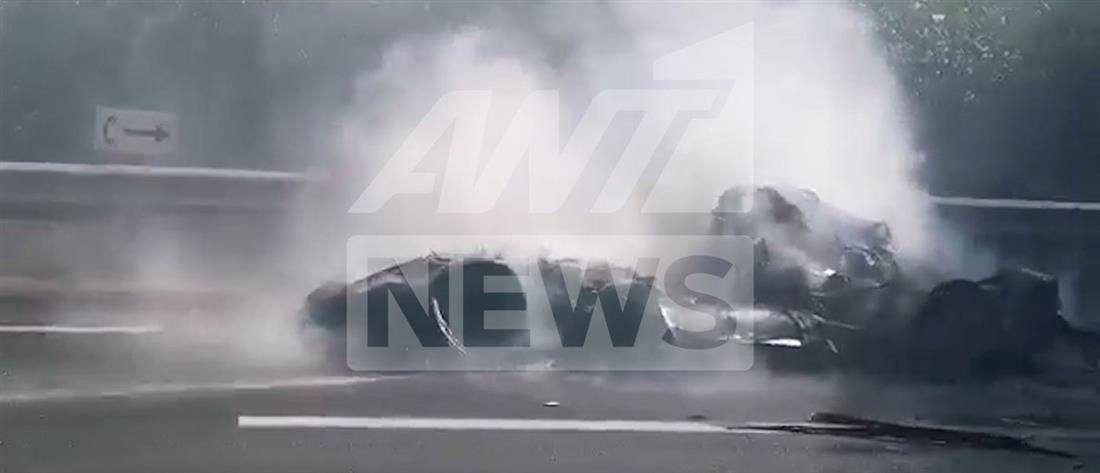 Αττική Οδός: Φωτιά σε αυτοκίνητο και καθυστερήσεις στην κίνηση (βίντεο)