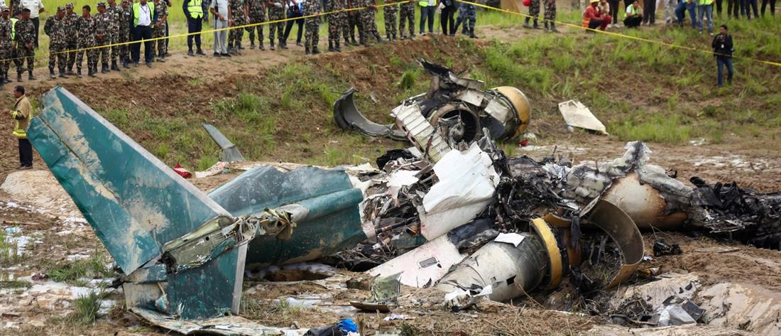 Αεροπλάνο με 19 επιβάτες συνετρίβη κατά την απογείωσή του (εικόνες)