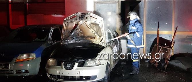 Χανιά: Στις φλόγες τυλίχθηκαν οχήματα (εικόνες)