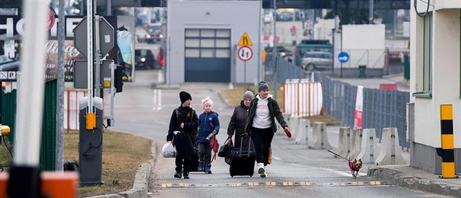 Οι ΗΠΑ θα δεχθούν μόνο 7.500 πρόσφυγες το 2026