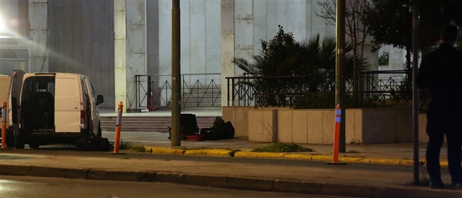 ΓΑΔΑ: Προφυλακιστέος μετά την απολογία του, ο αλλοδαπός για το περιστατικό με χειροβομβίδες