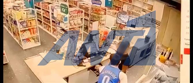Νέο Φάληρο: Συνελήφθη 32χρονος για κλοπές καταστημάτων