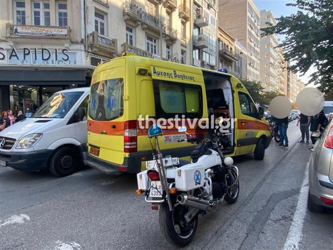 Θεσσαλονίκη: Μηχανή παρέσυρε ηλικιωμένο (εικόνες)