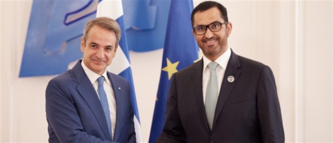 Συνάντηση Μητσοτάκη με τον υπουργό Βιομηχανίας και Προηγμένης Τεχνολογίας των ΗΑΕ