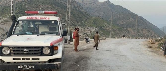 Το Αφγανιστάν και το Πακιστάν θα δώσουν το παρόν σε ειρηνευτικές συνομιλίες στην Κωνσταντινούπολη