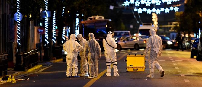 Έκρηξη έξω από νυχτερινό κέντρο στο Μπουρνάζι (βίντεο)