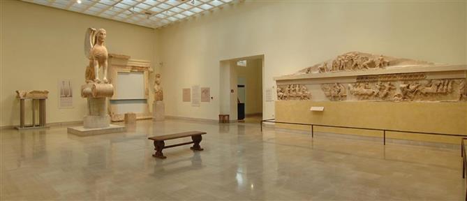 Δελφοί: Τουρίστες έκλεψαν αντικείμενο που έμοιαζε με αρχαία πέτρα αφού μπήκαν παράνομα στον χώρο